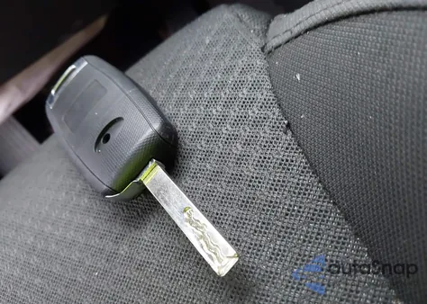 2018 Kia Optima Lx z USA, uszkodzony, nr VIN 5XXGT4L33JG270472